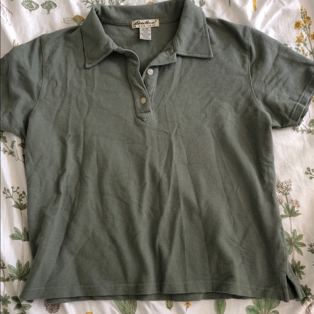 Super cute slightly cropped tee :)